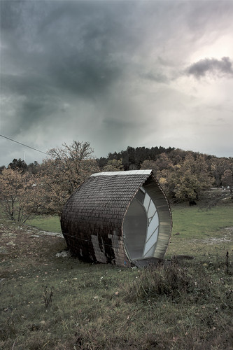Illustration for article titled The Cousins of the Keebler Elves Live in this Hut